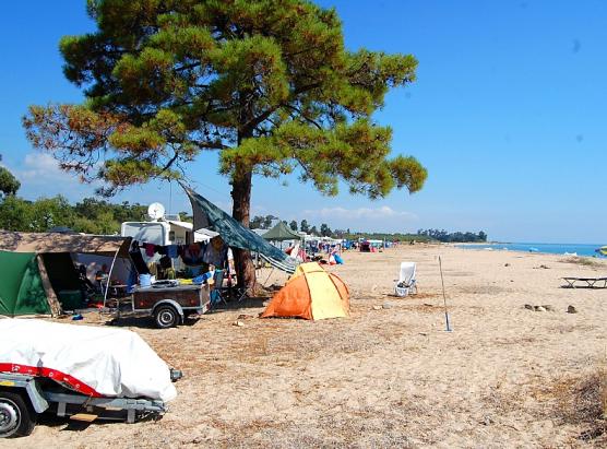 Des emplacements les pieds dans l'eau